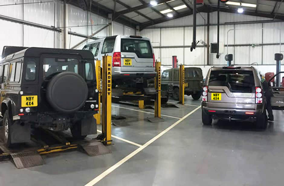 4x4 vehicles serviced by Newbury 4x4 Centre including Land Rover and Range Rover models in Berkshire workshop
